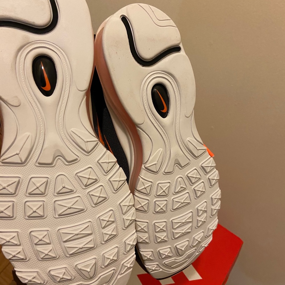Men’s Nike Air Max 95 - Picture 3 of 4